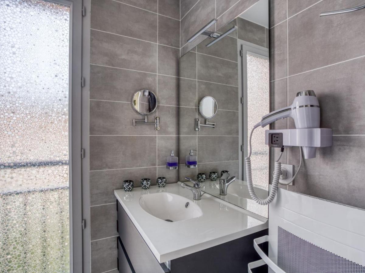 Apartment Le Jardin Du Loderi-1 By Interhome Bormes-les-Mimosas Luaran gambar
